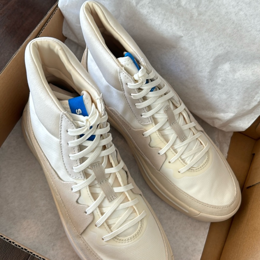 BRAND NEW SOREL SHOES